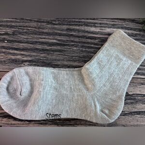 Stems Light Gray Ankle Socks